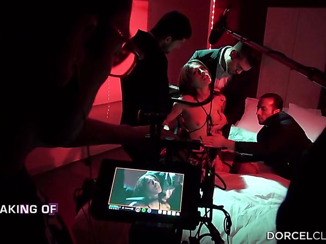 Behind the scenes of lovely Ariel Rebel