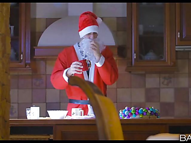 Blue Angel and Gina Gerson strap on sex on Christmas