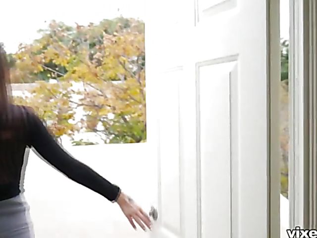 Audrey Charlize sex tape with a horny guy