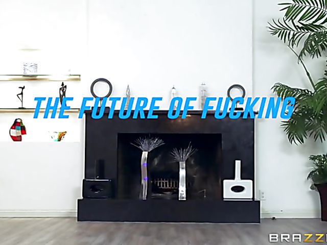 Big breasted MILF latina Luna Star gets humped