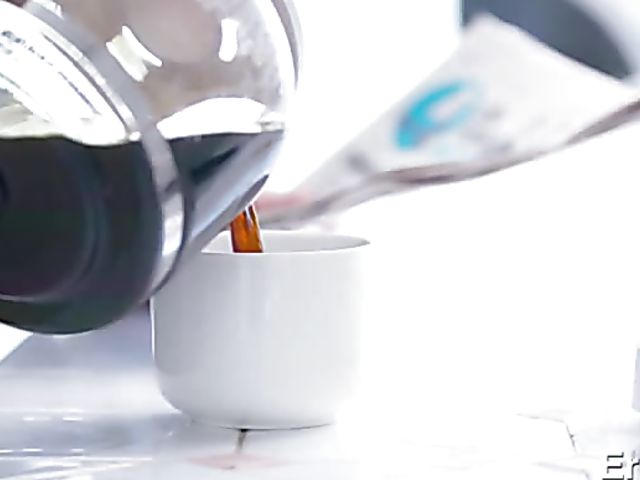 This massage girl cant wait to get banged