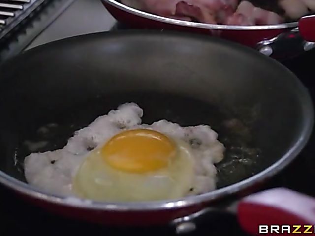 Big tits brunette Romi Rain feels horny