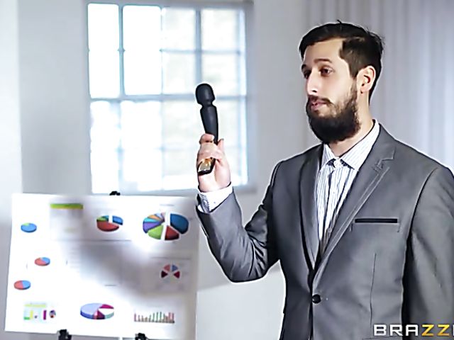 Four on one MILF orgy with Jasmine Jae and Leigh Darby