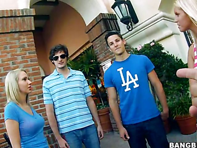 Three blonde orgy with amazing Nicole Aniston