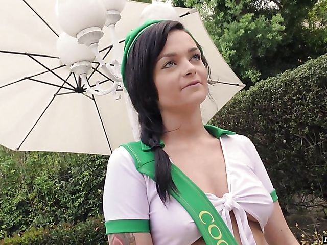 Outdoor teen threesome with Lily Rader and Kylie Foxx