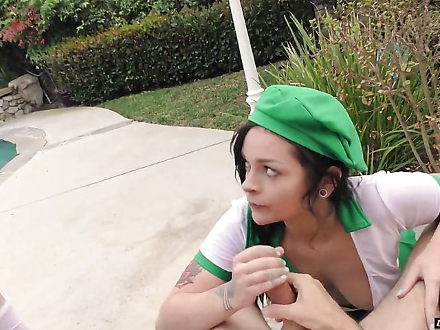 Outdoor teen threesome with Lily Rader and Kylie Foxx