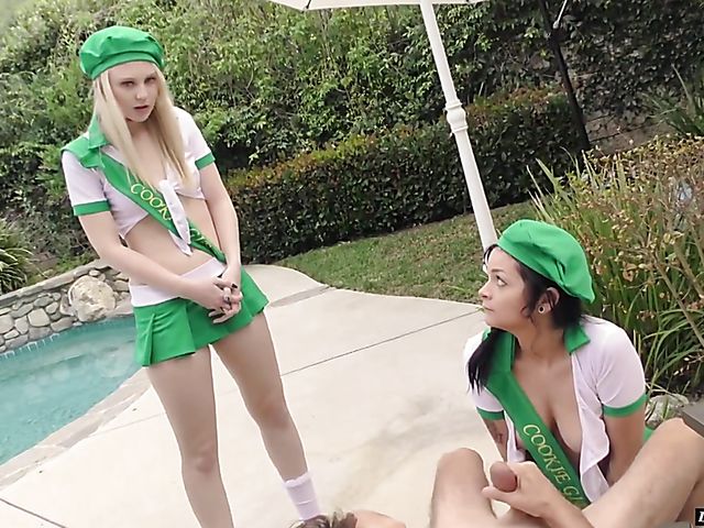 Outdoor teen threesome with Lily Rader and Kylie Foxx