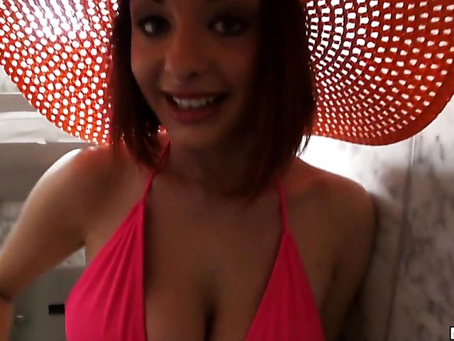 Big breasted Jessica Robbin anal try out