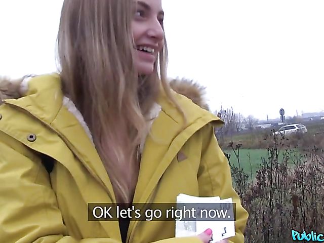 Sex for cash in the car with a sweet amateur