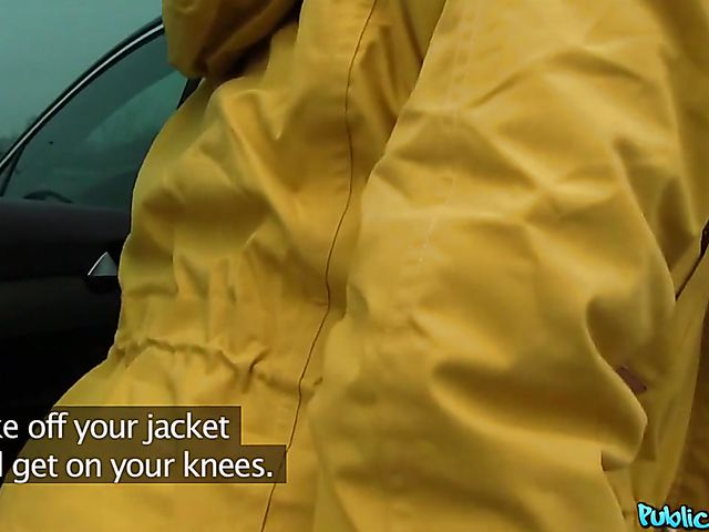 Sex for cash in the car with a sweet amateur