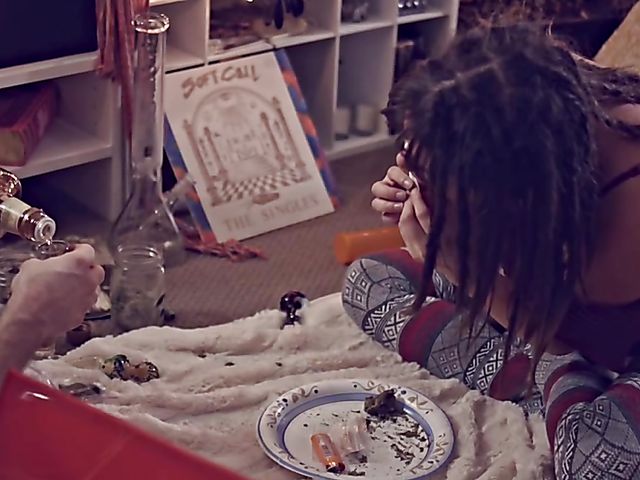 Throat fuck and hard pussy pounding for teen Daisy Haze