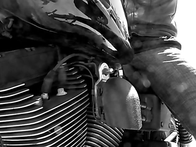 Bubble butt teen Holly Hendrix prefers anal