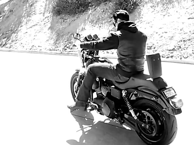 Bubble butt teen Holly Hendrix prefers anal