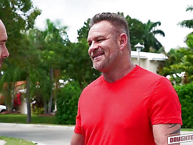 Daughter fucks dad fantasy with Joseline Kelly and Raylin Ann