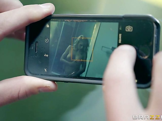 Sex with stunning blonde Jessa Rhodes