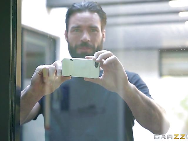 Sex with stunning blonde Jessa Rhodes