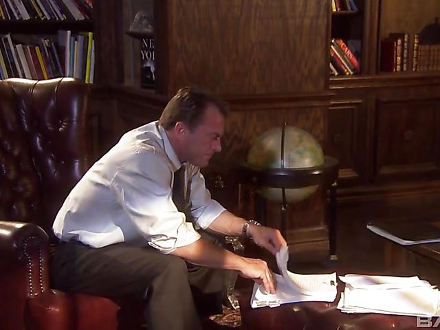 Hot sex with stunning babes Haley Paige and Katja Kassin