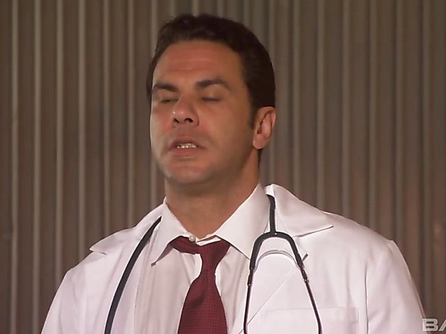 Hot sex with stunning babes Haley Paige and Katja Kassin