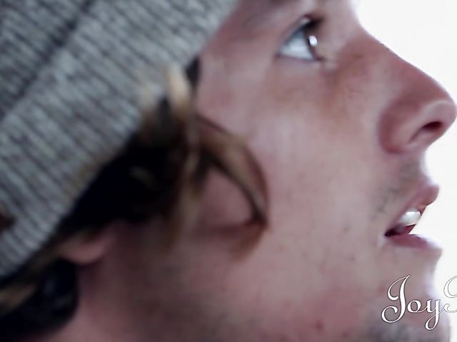 International FFM threesome with Stella Cox and Amber Nevada