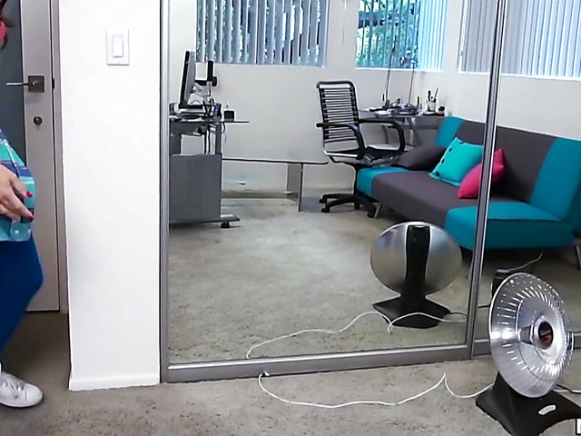 Twerk fuck with latina hottie Taylor May