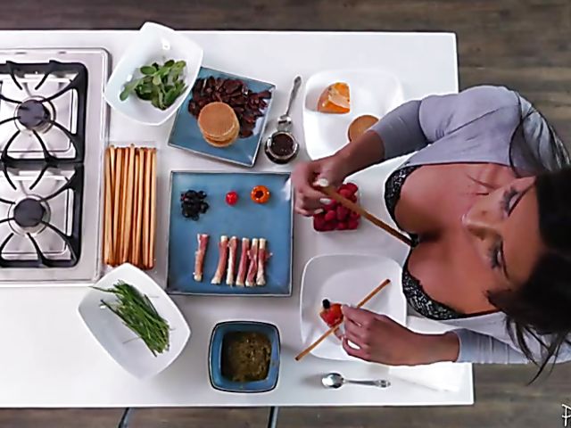 Makayla Cox - Big boobed MILF anal banging