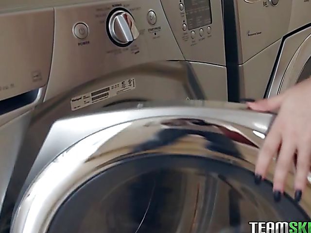 Wet babysitter Harley Jade pounded hard