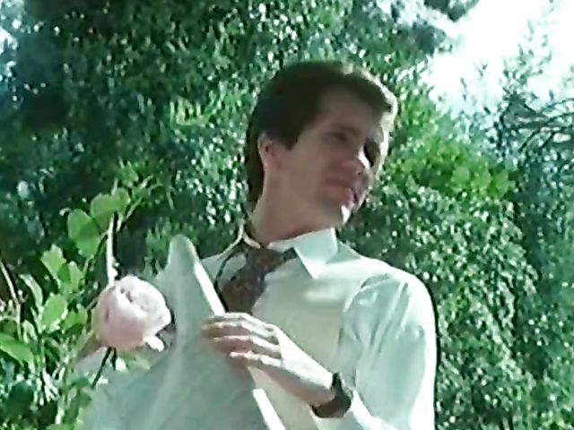 Vintage porn star Honey Wilder gets her bush fucked