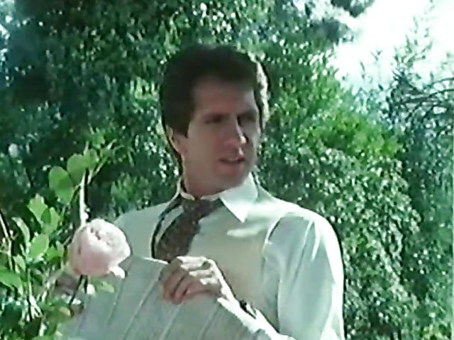 Vintage porn star Honey Wilder gets her bush fucked