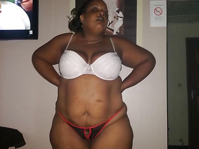 Black fat booty and ghetto pussy exposed