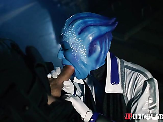 Alien sex with big titted pornstar Rachel Starr