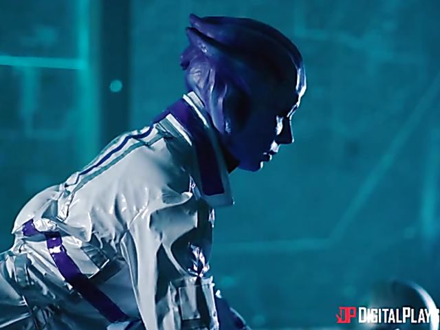 Alien sex with big titted pornstar Rachel Starr