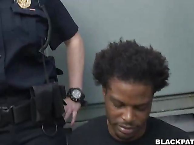 Police women black dick sucking and fucking
