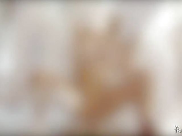 Hot blonde MILF Alix Lynx with big jugs gets it