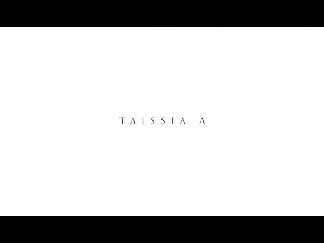 Nude yoga and fingering with Taissia A