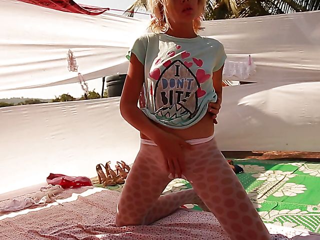 Pantyhose teen Liza flashes her pussy