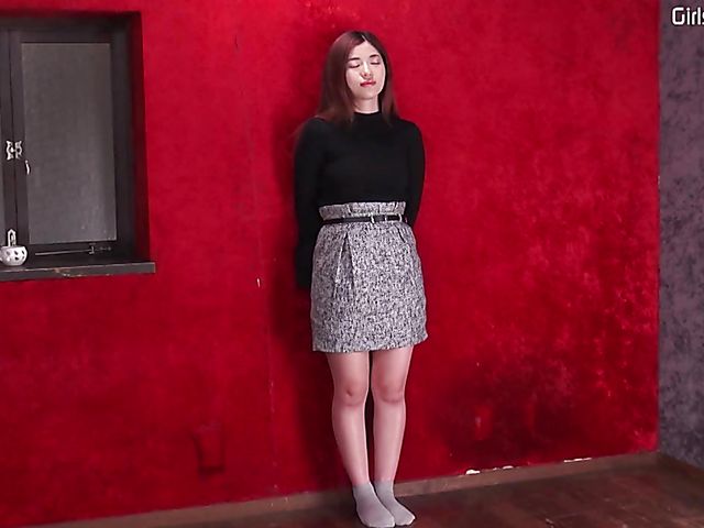 Shaved asian Shuri cameltoe close up