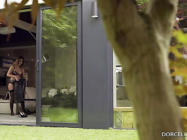 Escort Cara with a tight pussy gets slammed