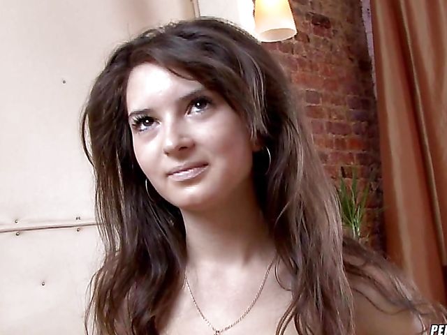 Teen Selena first pussy pump experience