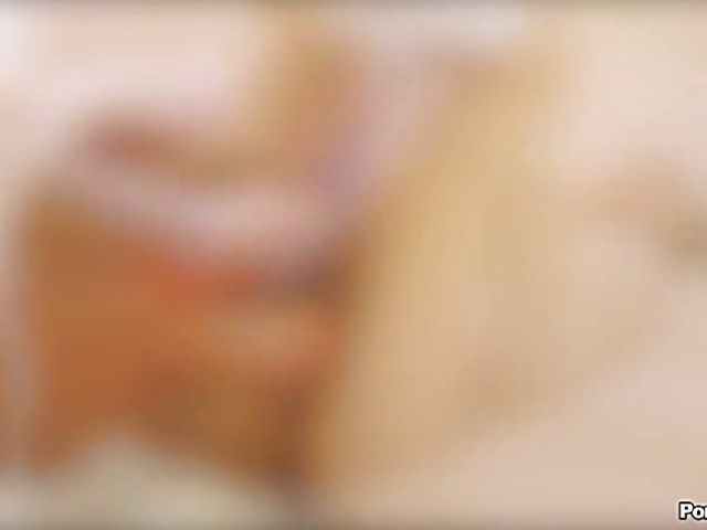 Young anal loving Miranda Miller likes sex toys