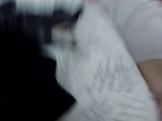 UK MILF Michelle Thorne gets down and dirty in bed