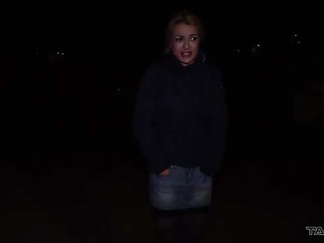 Amateur car sex with slutty Cherry Kiss