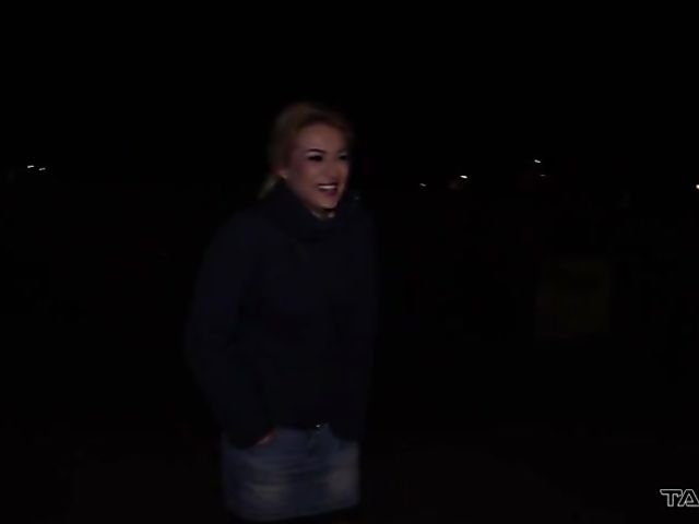 Amateur car sex with slutty Cherry Kiss