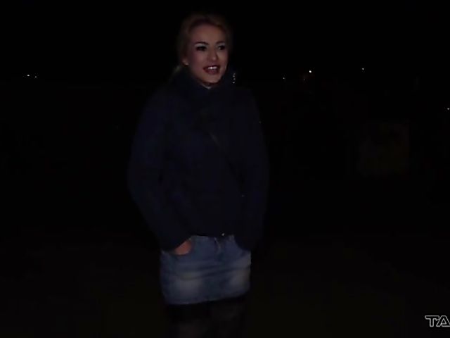 Amateur car sex with slutty Cherry Kiss