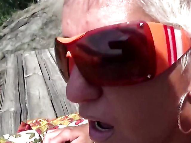 Mature whore Antonella blows & fucks outdoors