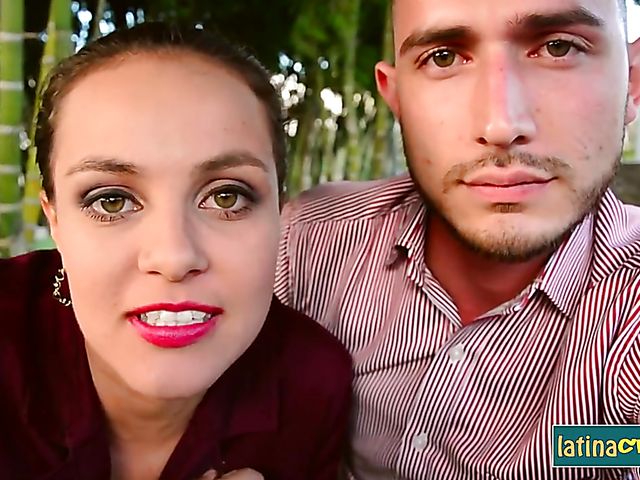 Latina GF gets humped in bed on cam