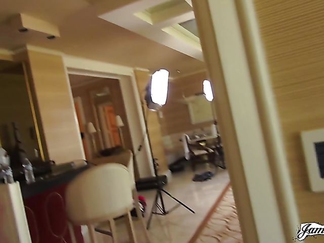 Shower sex with pretty blonde Kate England