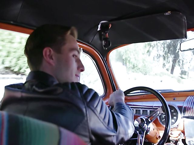 Natural teen Lily Jordan fucked in bed in retro style