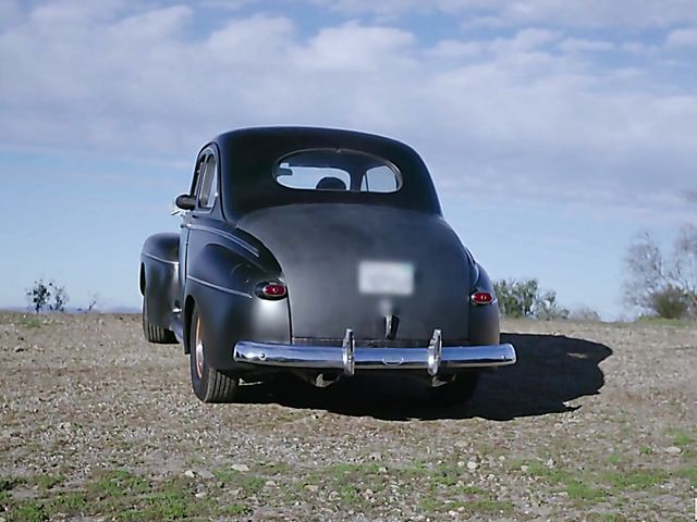 Natural teen Lily Jordan fucked in bed in retro style