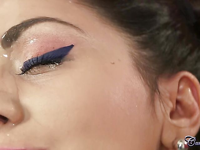 Cock sucking cheerleader gets facialized