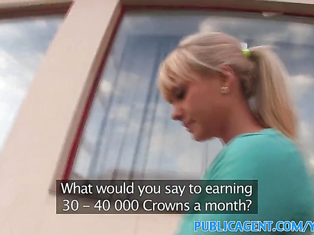 Fuck and cum on pussy in the car for cash